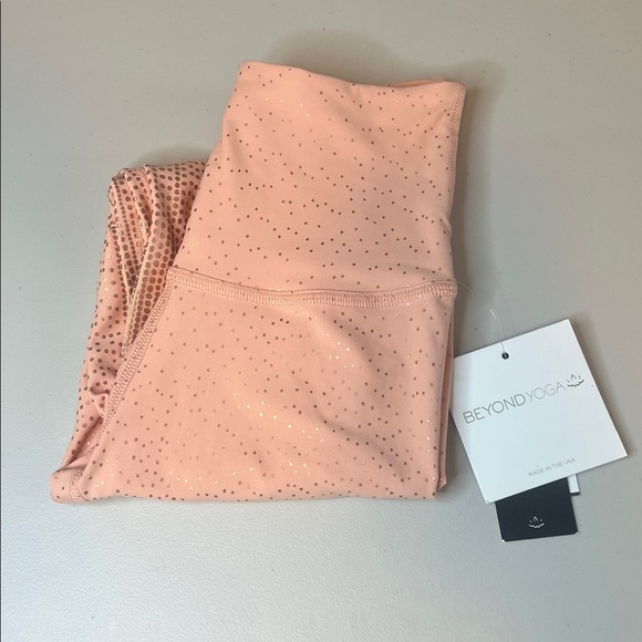 Beyond Yoga Pants - Beyond Yoga Shine Leggings Pink/Gold Print Size XS NWT